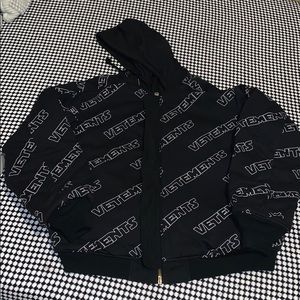 VETEMENTS BOMBER